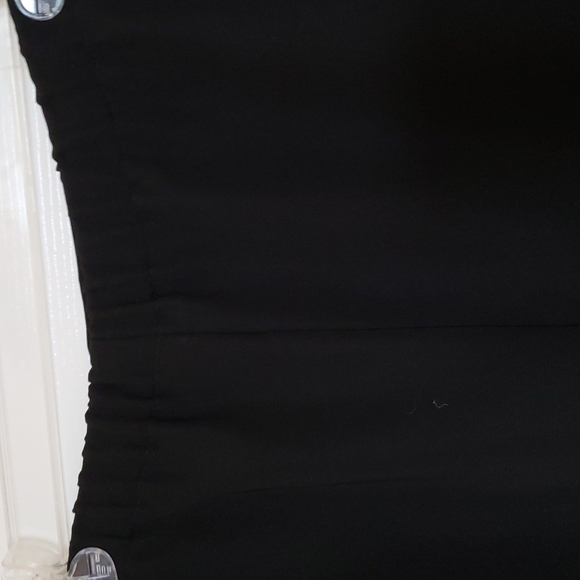 Black Skirt - Picture 4 of 6